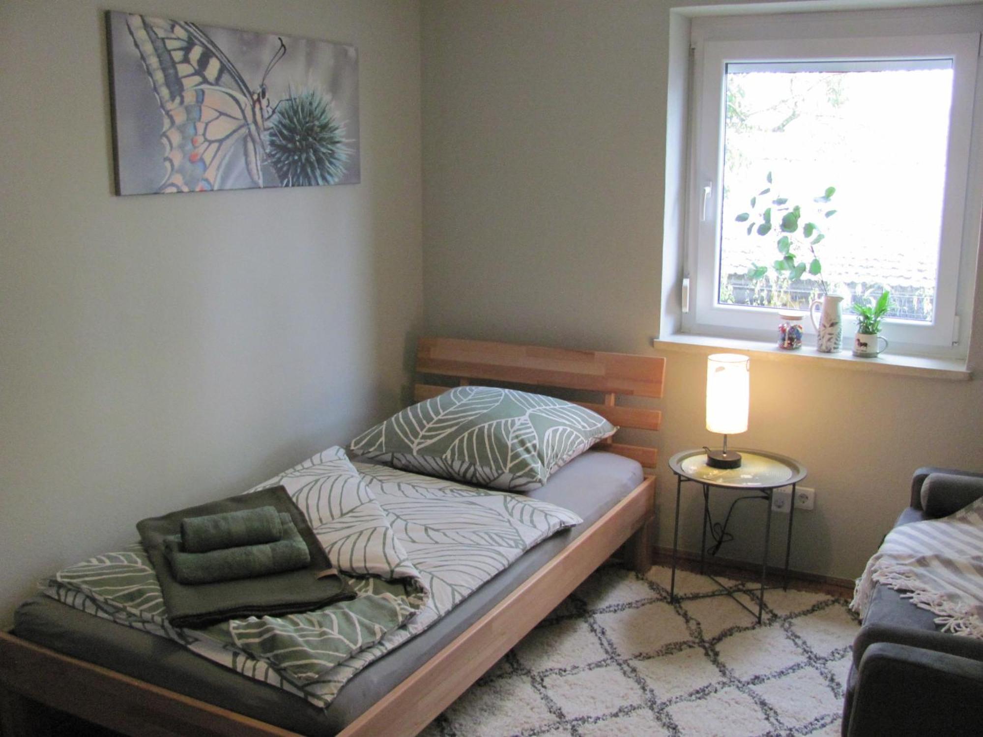 #3 Gemuetliches Ruhiges Zimmer Gartenblick, Gemeinschaftsbad W-Lan Airport Nah Gelegen Mit Late Night Check In Haus Nr 9,5 Trunkelsberg Экстерьер фото