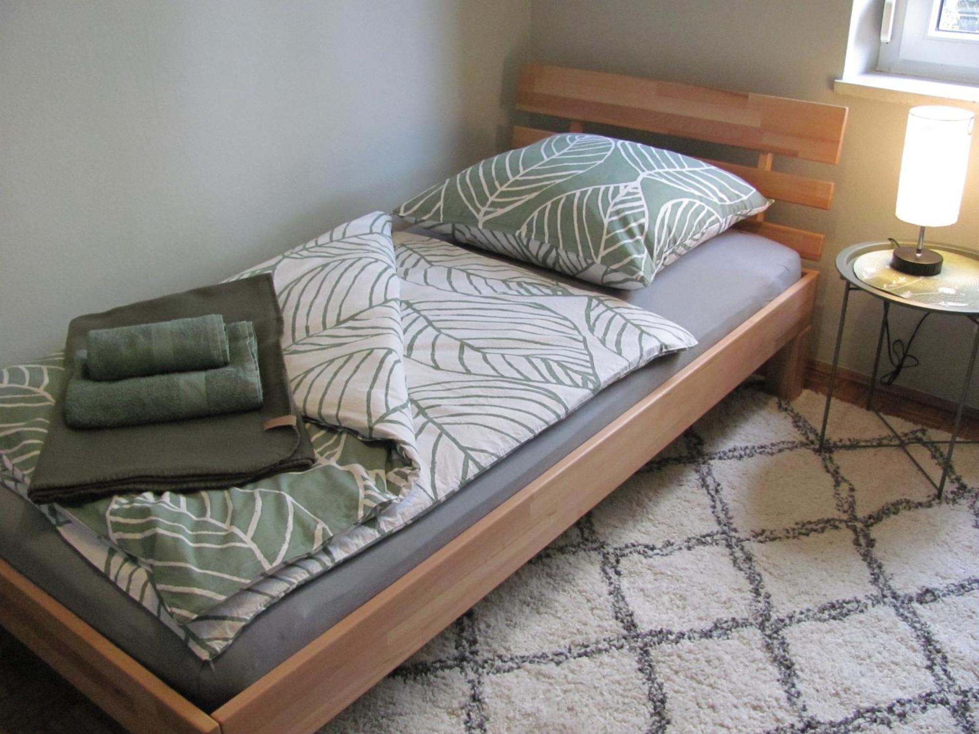 #3 Gemuetliches Ruhiges Zimmer Gartenblick, Gemeinschaftsbad W-Lan Airport Nah Gelegen Mit Late Night Check In Haus Nr 9,5 Trunkelsberg Экстерьер фото