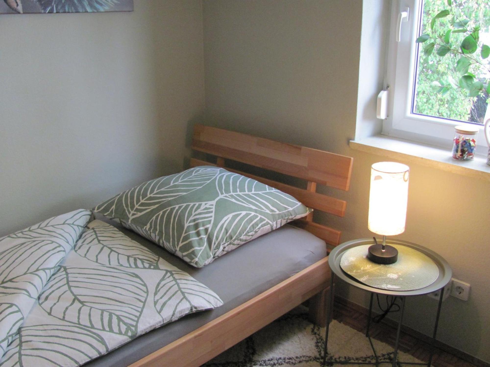 #3 Gemuetliches Ruhiges Zimmer Gartenblick, Gemeinschaftsbad W-Lan Airport Nah Gelegen Mit Late Night Check In Haus Nr 9,5 Trunkelsberg Экстерьер фото