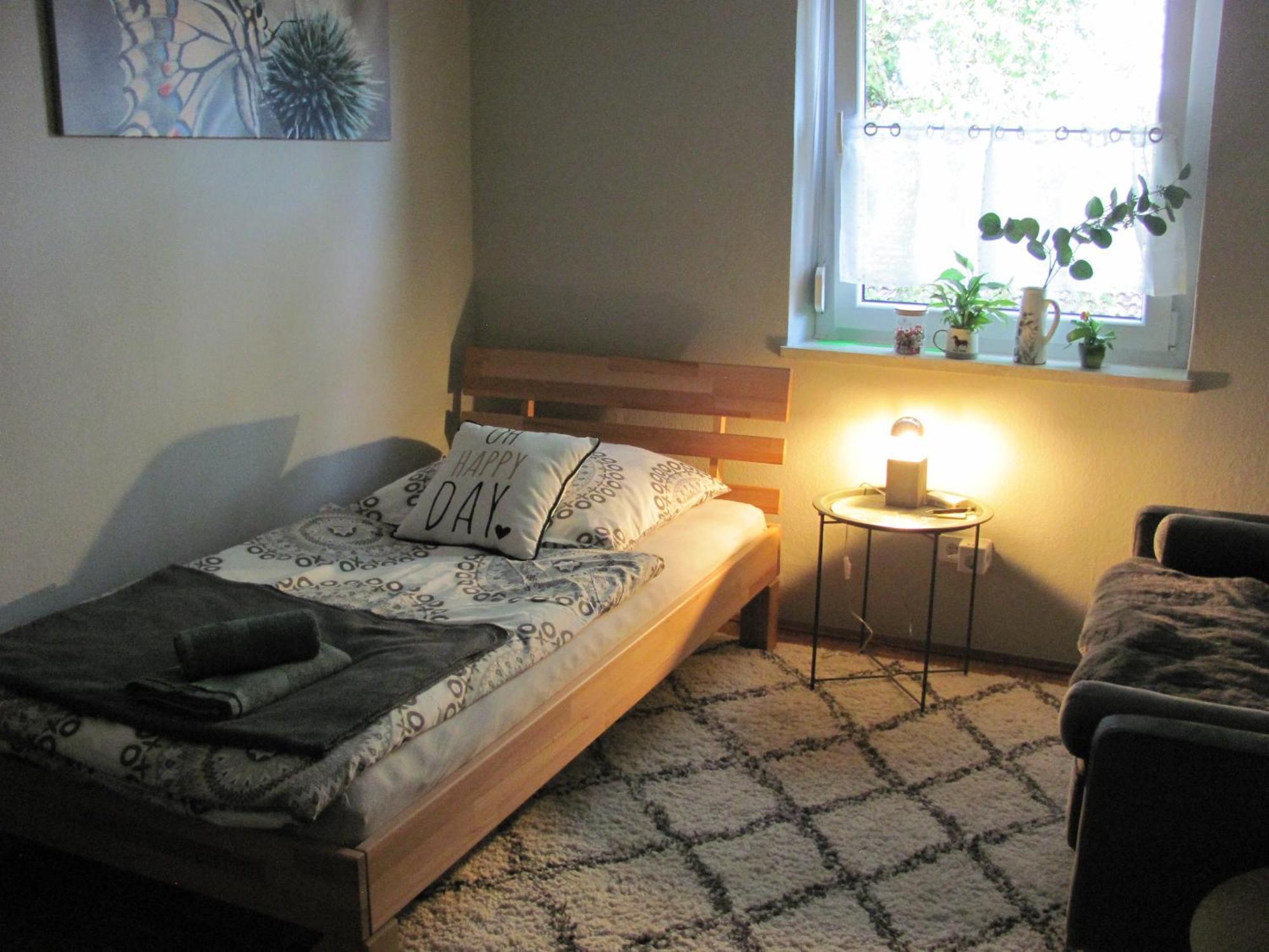 #3 Gemuetliches Ruhiges Zimmer Gartenblick, Gemeinschaftsbad W-Lan Airport Nah Gelegen Mit Late Night Check In Haus Nr 9,5 Trunkelsberg Экстерьер фото